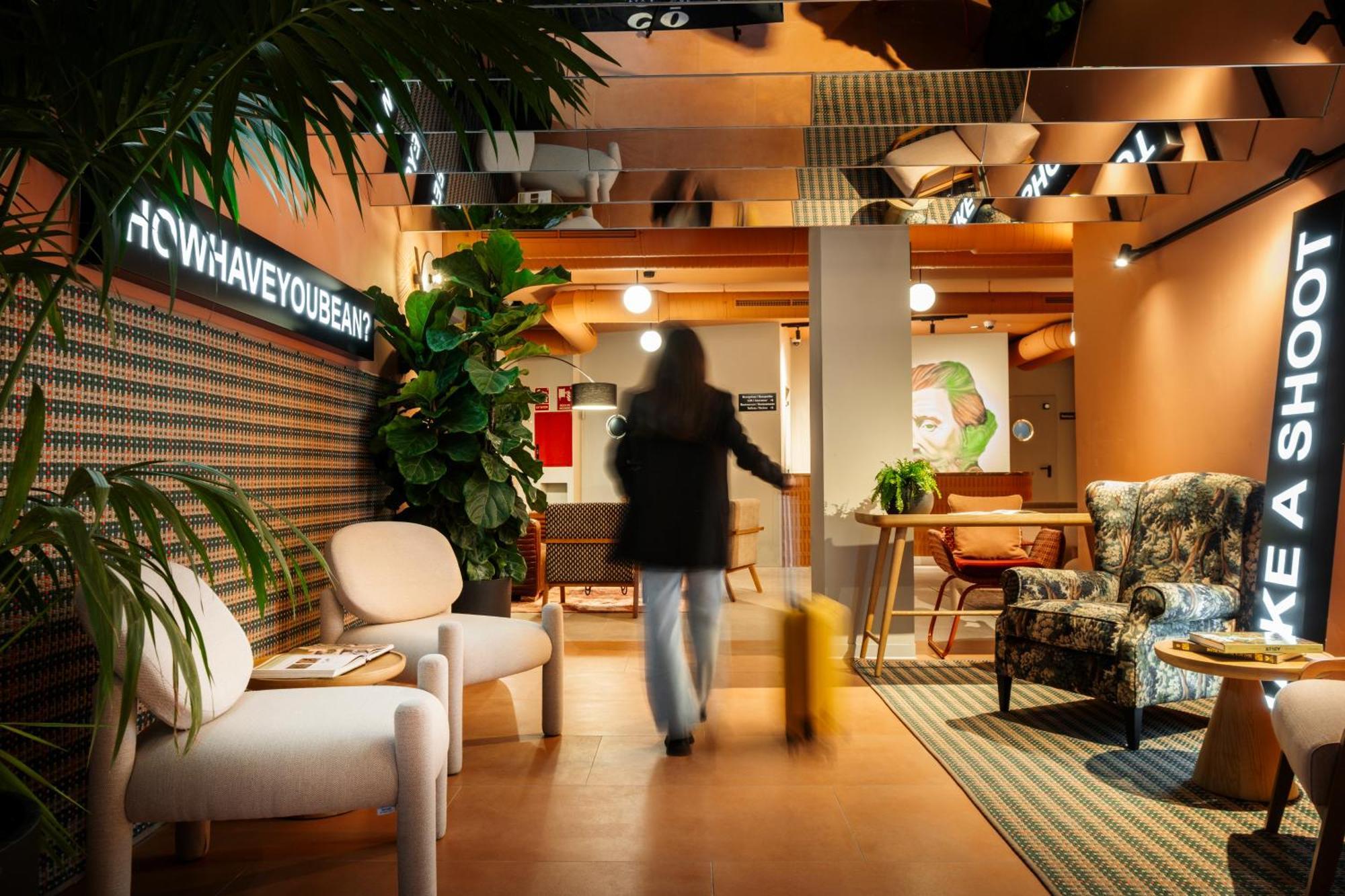 Coeo Hernan Ruiz Rooftop Pool Hostel 말라가 외부 사진