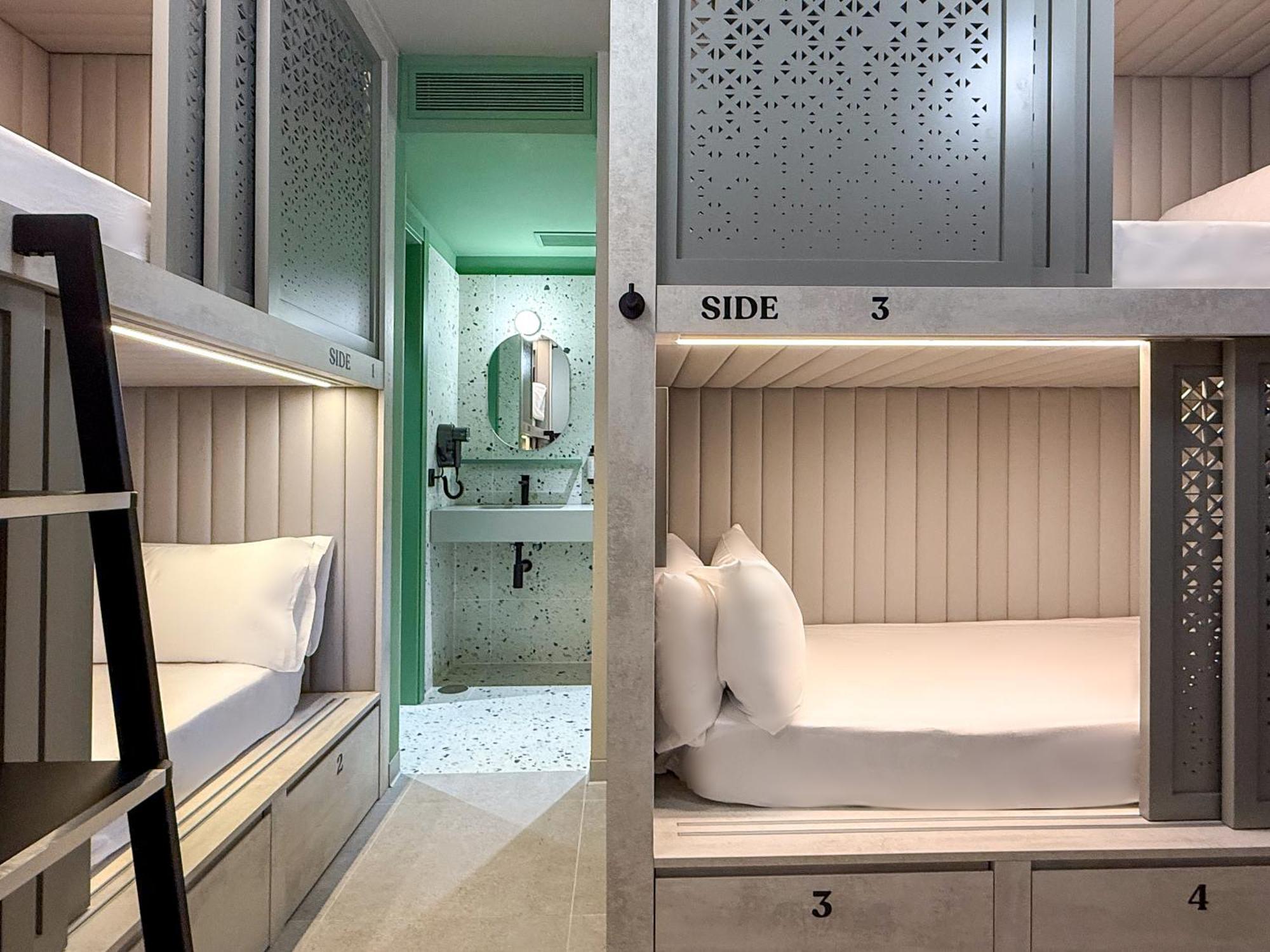 Coeo Hernan Ruiz Rooftop Pool Hostel 말라가 외부 사진